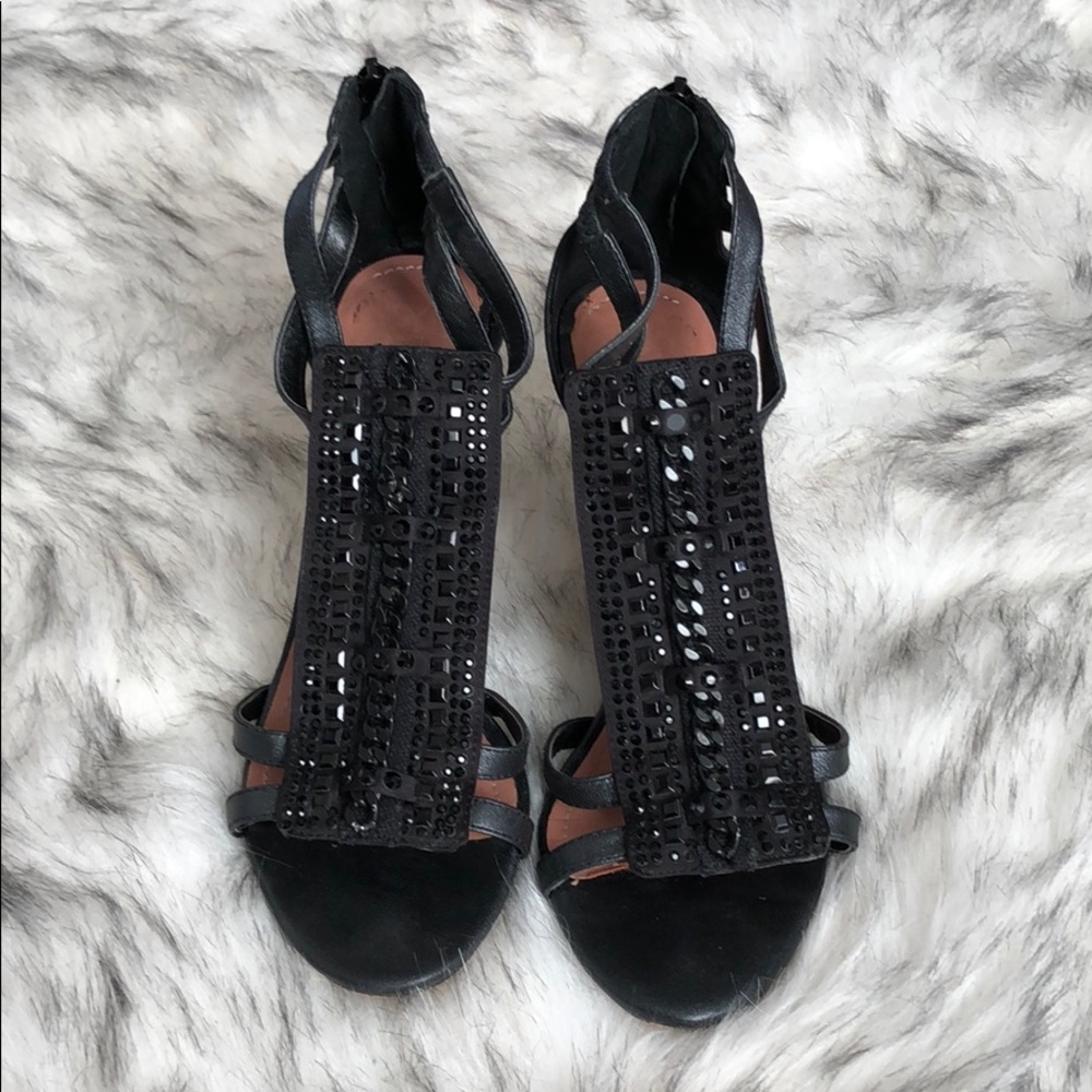 Vince Camuto Heels